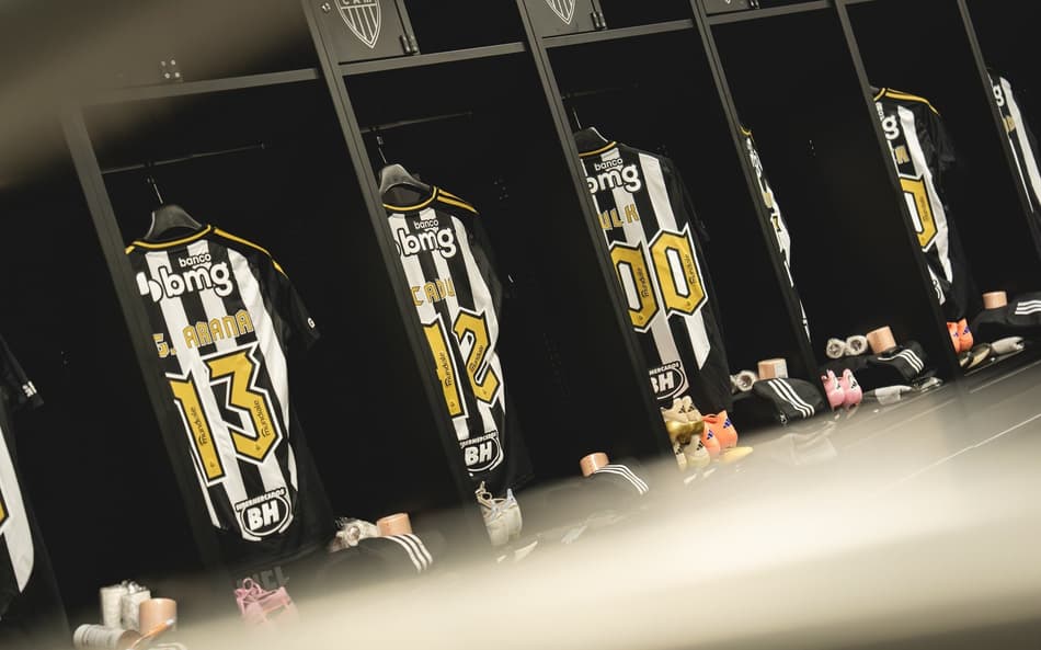 Vestiário do Atlético pronto para a partida (Foto: Pedro Souza / Atlético)