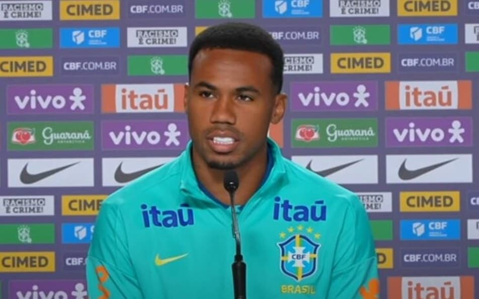 Gabriel Magalhães. zagueiro da Seleção, em entrevista coletiva (Foto: Reprodução/CBF)