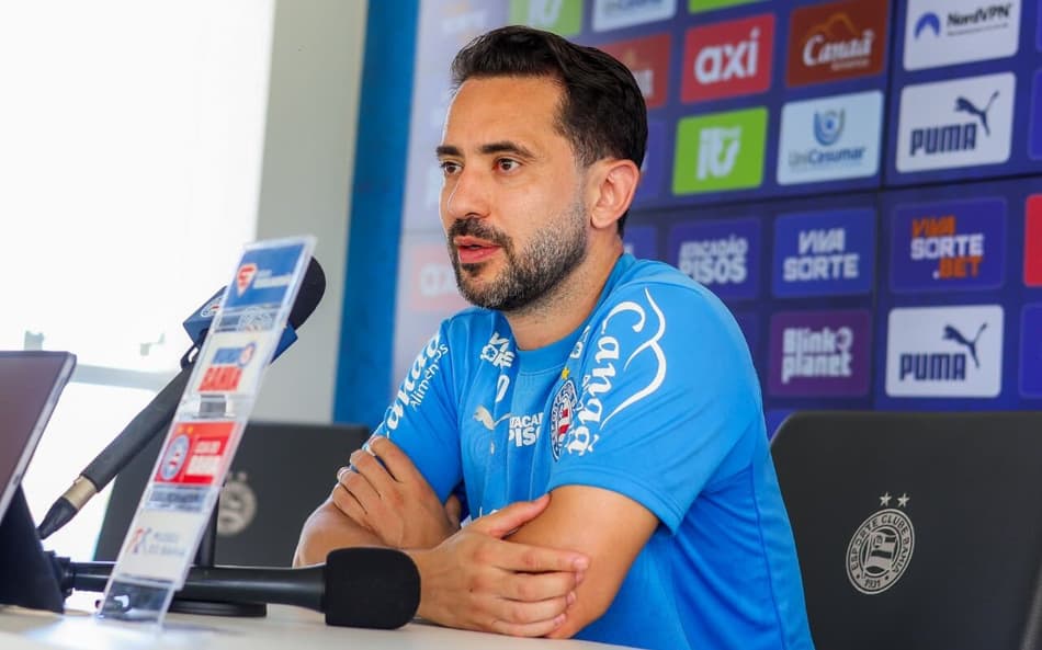 Everton Ribeiro em entrevista coletiva (Foto: Letícia Martins / EC Bahia)