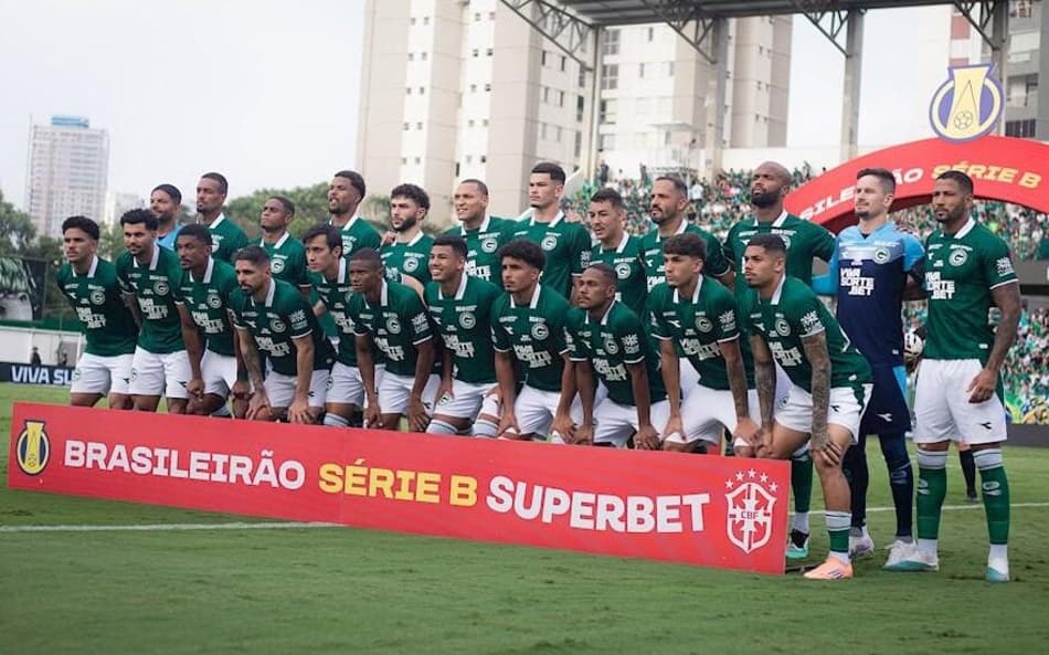 Jornalistas analisam chances do Goiás na última rodada da Série B; clube pode garantir acesso