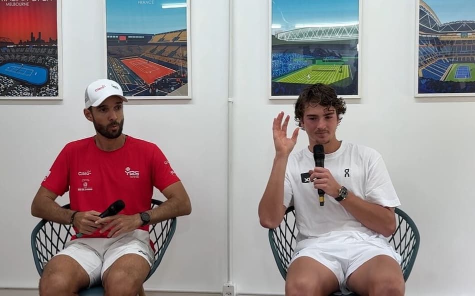O técnico Guilherme Teixiera e João Fonseca (Foto: Gustavo Loio)