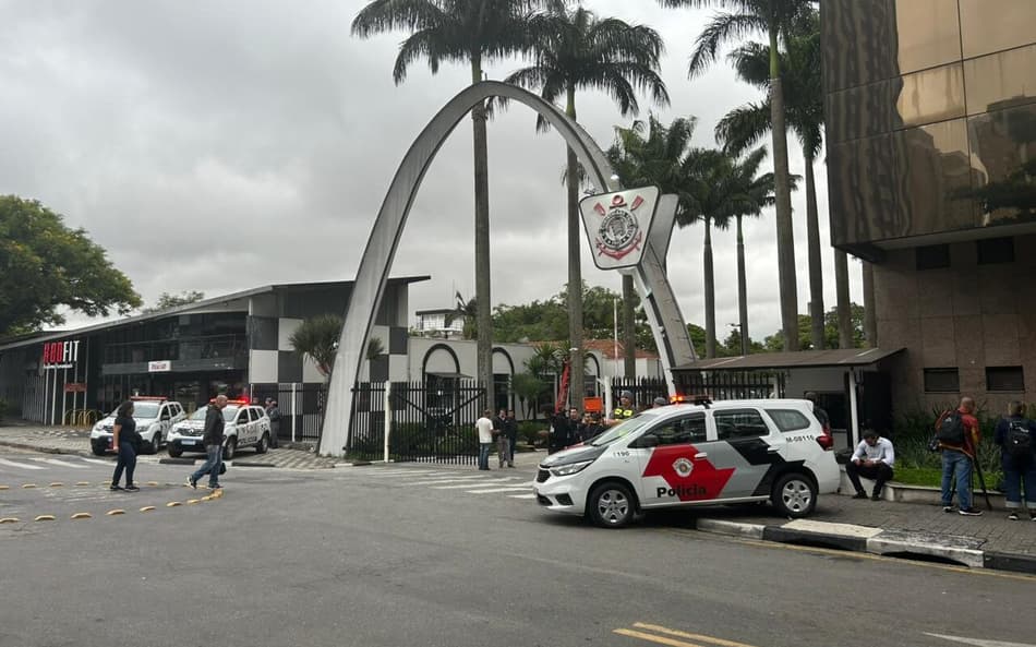Conselho do Corinthians decide adiar a votação da reforma do estatuto