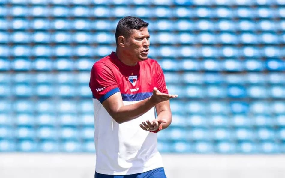 Erandir Feitosa, treinador do time feminino do Fortaleza. (Foto: Jotta/Fortaleza)