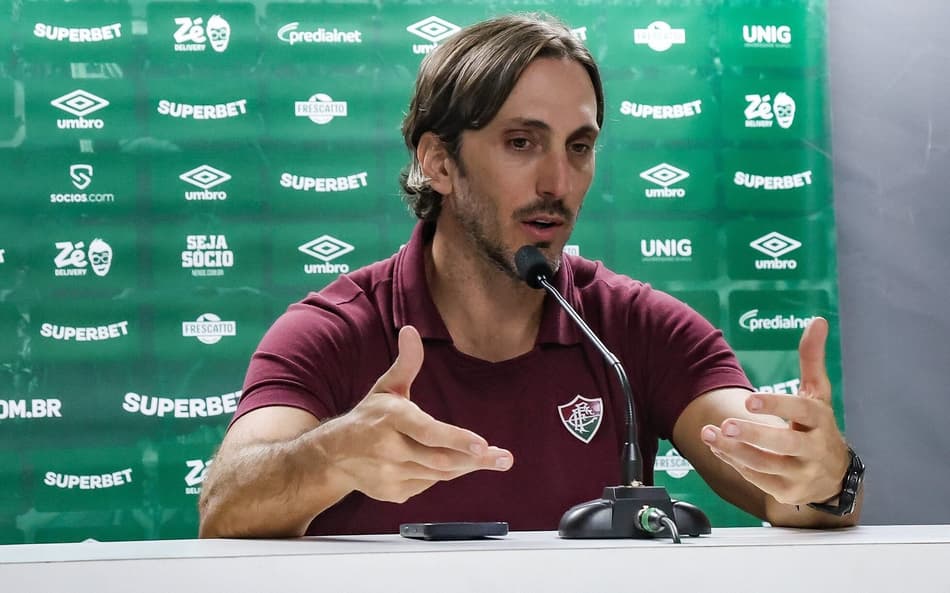Zubeldia em entrevista coletiva após Fluminense x Palmeiras