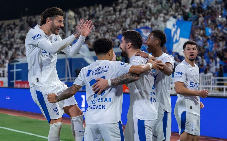 Pelo Campeonato Saudita, o Al-Hilal venceu o Al-Najma por 4 a 2 (Foto: Divulgação/Al-Hilal)