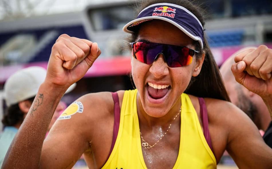 Ana Patrícia na estreia do Mundial de Vôlei de Praia 2025 (Foto: Volleyball World)