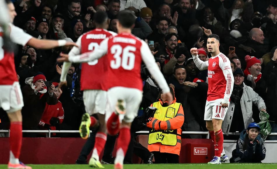 Pela Champions League, o Arsenal venceu o Bayern de Munique por 3 a 1 (Foto: Ben STANSALL / AFP)