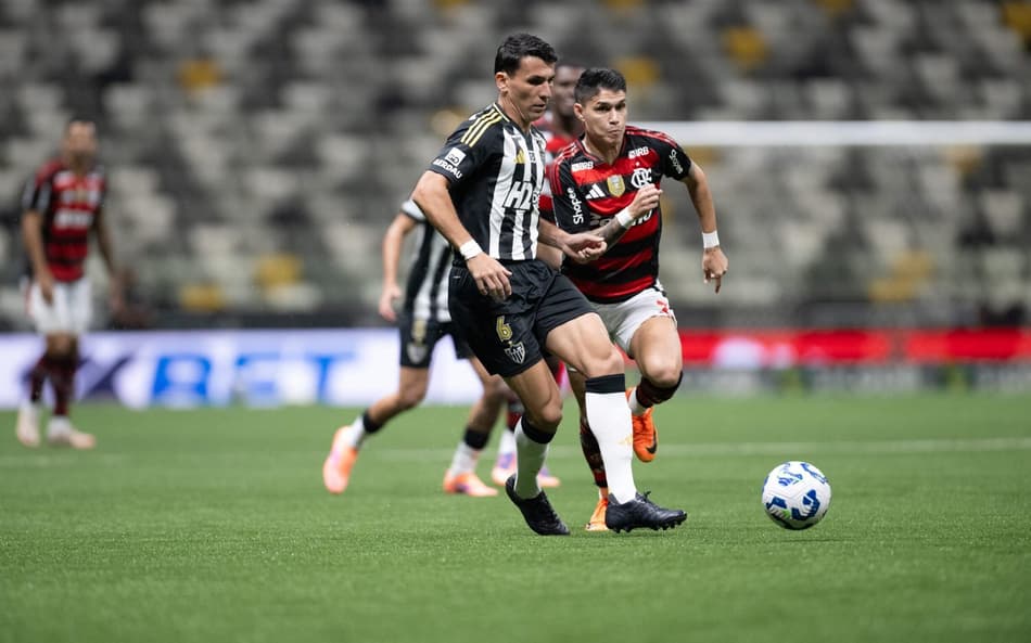 Atlético-MG e Flamengo se enfrentam na Arena MRV pelo Brasileirão
