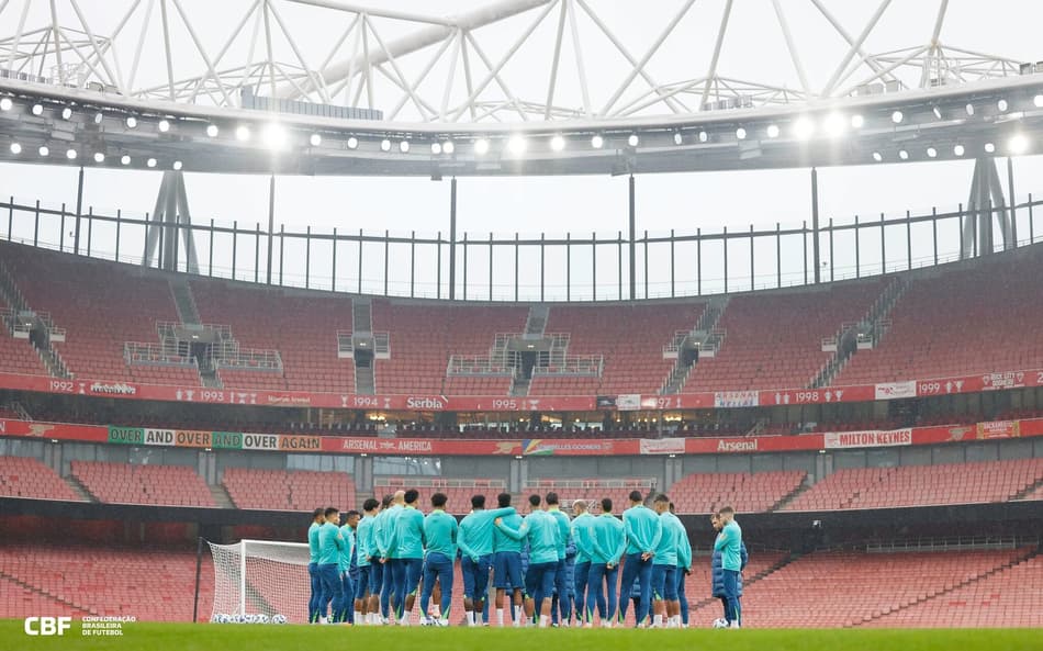 Brasil treinou no Emirates Stadium antes de amistoso com Senegal