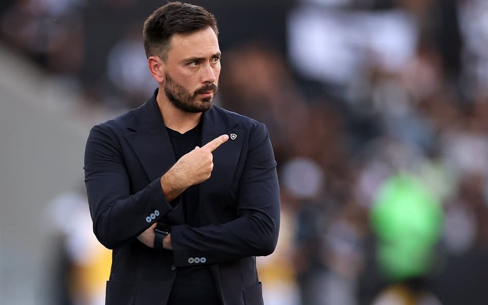 Davide Ancelotti, técnico do Botafogo