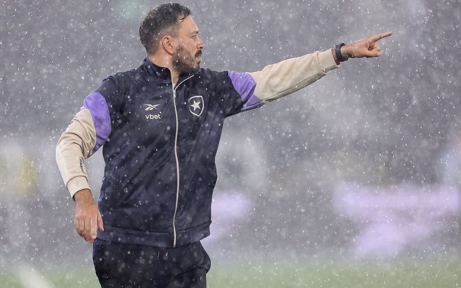 Davide Ancelotti, técnico do Botafogo