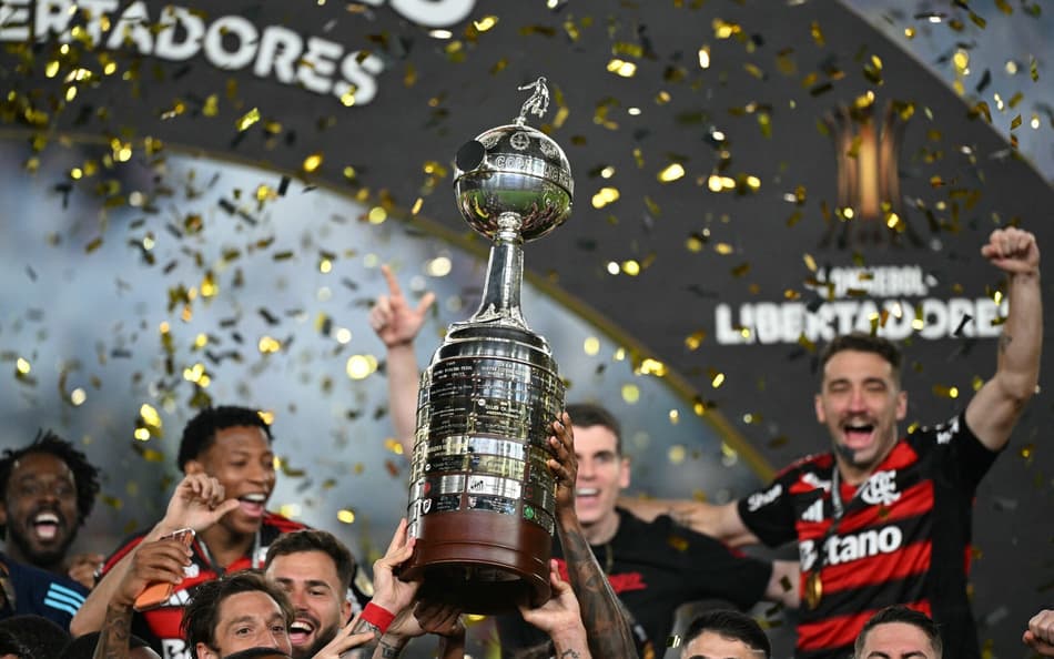 Campeão da Libertadores, Flamengo pode chegar perto de R$ 400 milhões em premiações no ano