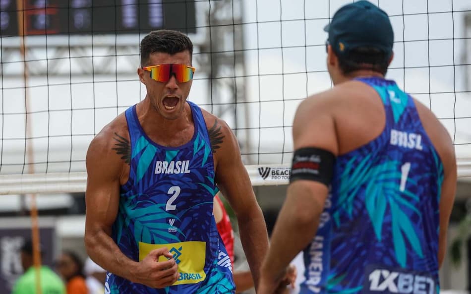 Dupla George e Saymon no Elite 16 de Vôlei de Praia do Rio de Janeiro (Foto: Volleyball World)