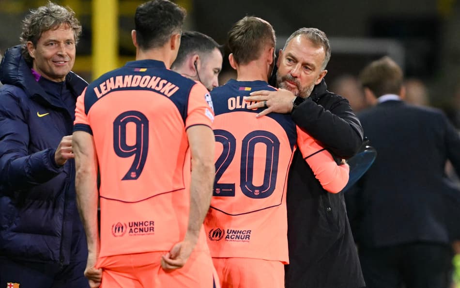 Barcelona venceu o Celta de Vigo com hat-trick de Lewandowski (Foto: NICOLAS TUCAT / AFP)
