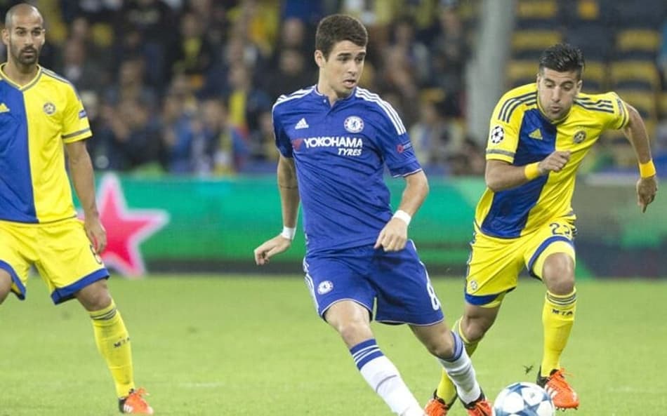 HOME - Maccabi Tel Aviv x Chelsea - Liga dos Campeões - Oscar (Foto: Jack Guez/AFP)