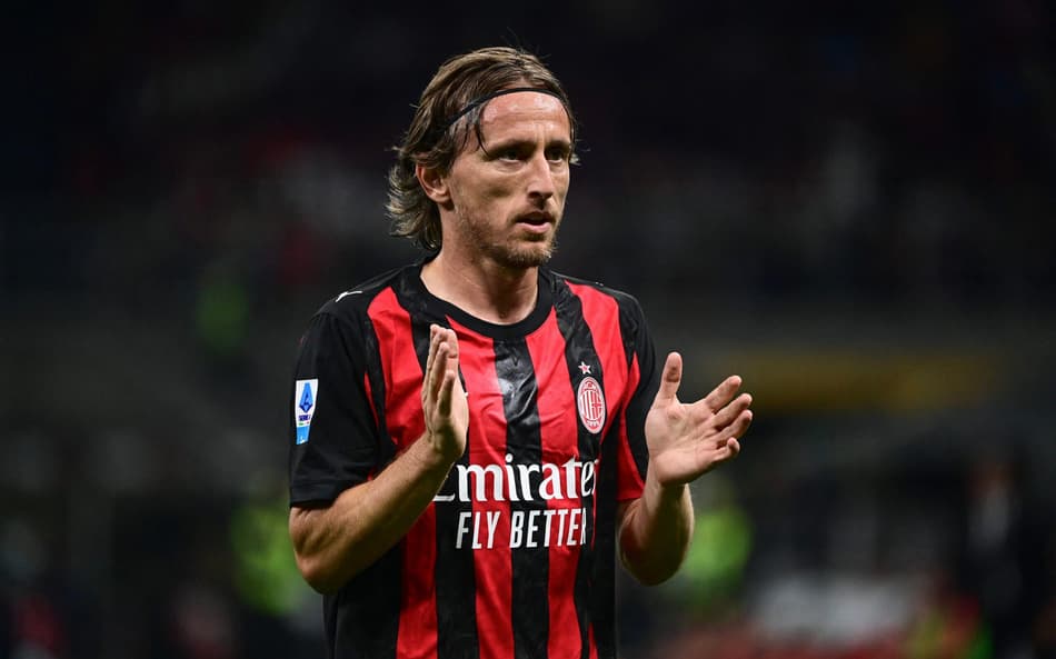 Modric em Milan x Napoli (Foto: Piero Cruciatti / AFP)
