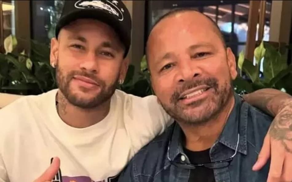 Neymar Jr. e seu pai, empresário do jogador (Foto: Reprodução/X)