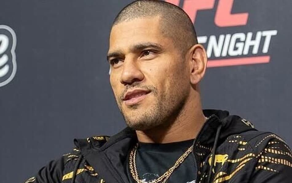 Poatan abriu o coração à torcida brasileira (Foto: Reprodução Instagram UFC Brasil)