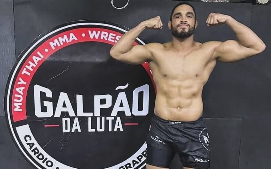 Rafael Cerqueira é peso meio-pesado no UFC (Foto: Reprodução/Instagram: @raffaelcerqueira_ufc)