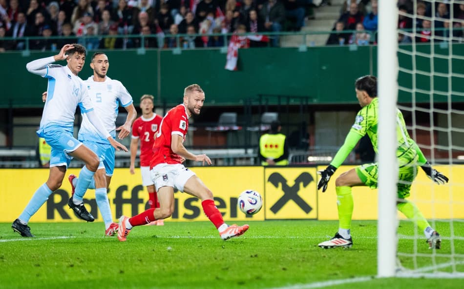 Duelo entre San Marino e Áustria onde seleção austríaca ganhou por 10 a 0 (Foto: Georg Hochmuth/AFP)