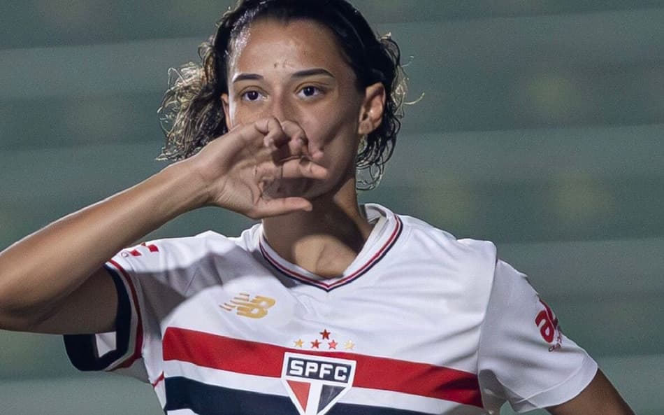 Atacante do São Paulo comenta preparação para clássico com o Corinthians: 'Semana intensa'