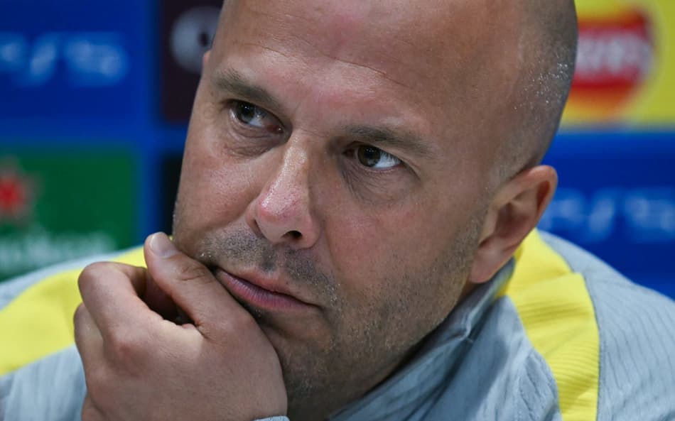 Arne Slot, treinador do Liverpool (Foto: Paul Ellis/AFP)