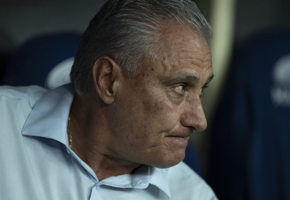 Torcedores do Corinthians se manifestam sobre volta de Tite ao futebol: 'Melhor decisão'