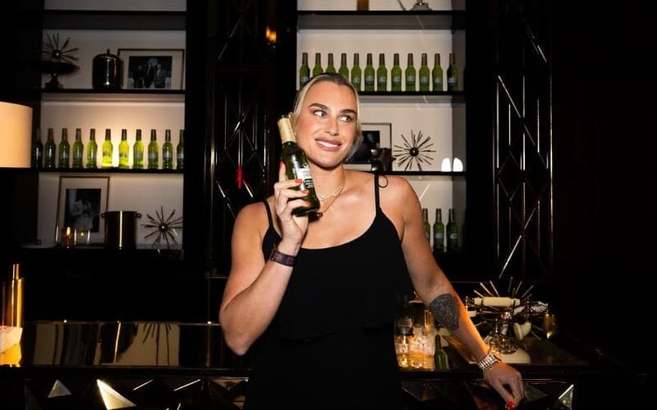 Aryna Sabalenka, número 1 do mundo, vai encontrar Guga no Brasil (Divulgação/Stella Artois)