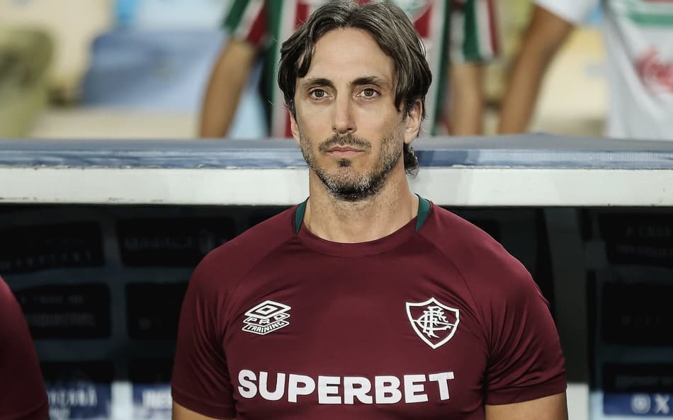 Zubeldía está invicto no Maracanã com o Fluminense (Foto: Lucas Merçon/FFC)