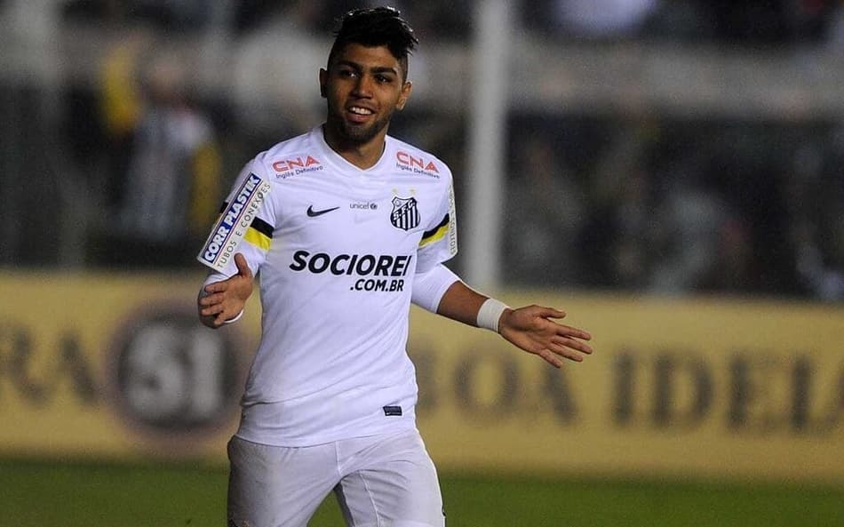 Santos se aproxima de acerto com Cruzeiro para ter Gabigol de volta