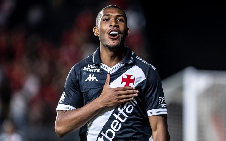 Rayan comemora gol em Vasco x Internacional (Foto: Affonso Andrade/AgÃªncia F8/Gazeta Press)