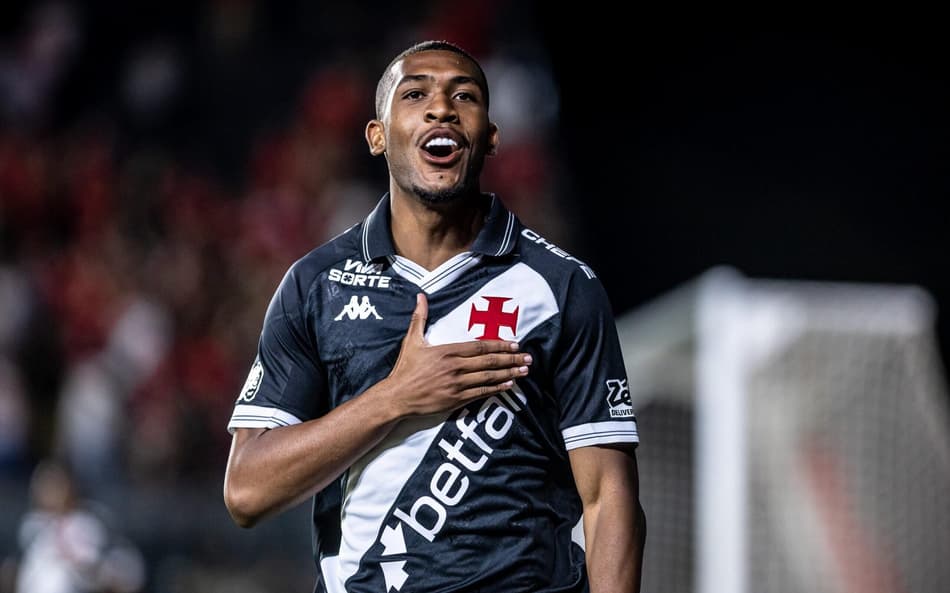 Rayan comemora gol em Vasco x Internacional (Foto: Affonso Andrade/AgÃªncia F8/Gazeta Press)