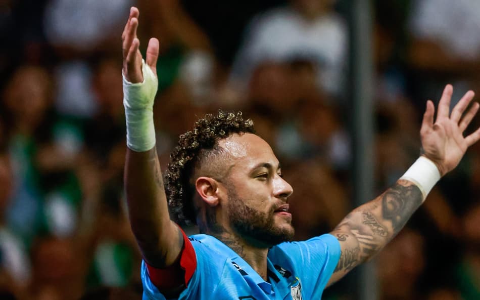 Neymar marca o primeiro hat-trick com a camisa do Santos nesta temporada. (Foto: Luiz Erbes/ Agif/Gazeta Press)