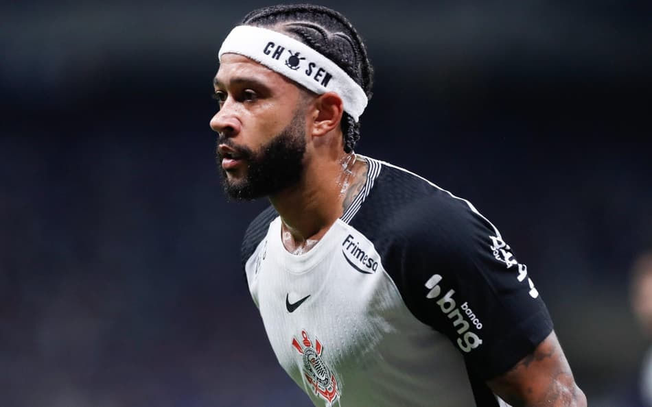 Memphis marcou o gol do Corinthians contra o Cruzeiro