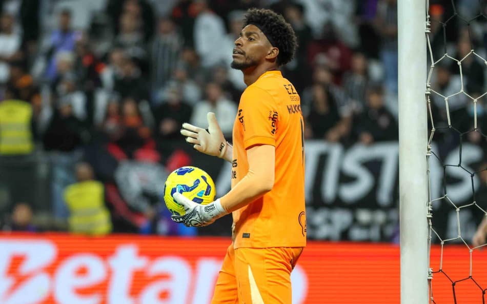 Corinthians: Hugo Souza explica discussão entre Yuri Alberto e Matheuzinho