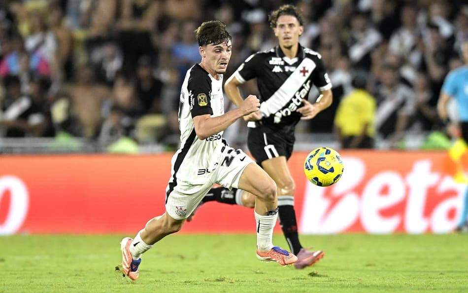 Breno Bidon, meia do Corinthians (Foto: Alexandre Loureiro/Agif/Gazeta Press)