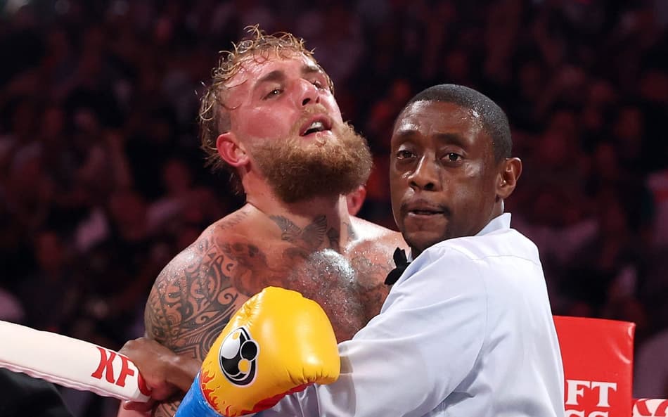 Paul foi nocauteado por Joshua (Foto: Divulgação/Netflix/MVP)