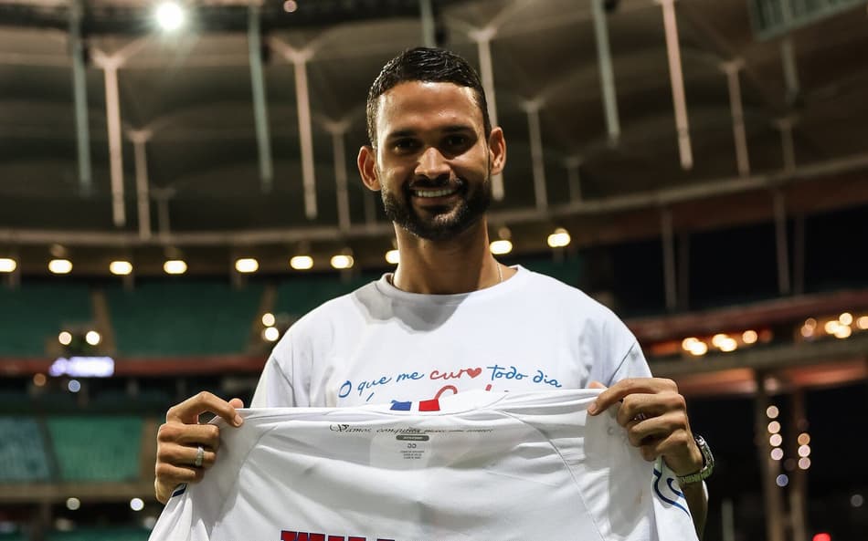 Ex-Real Madrid, Willian José avalia readaptação ao Brasil e vê Bahia 'mais forte' em 2026