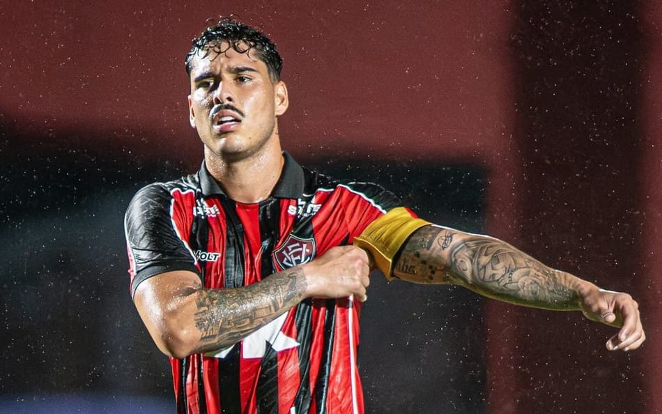 Lucas Halter em ação pelo Vitória (Foto: Victor Ferreira / EC Vitória)