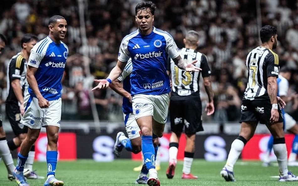 Kaio Jorge comemora gol do Cruzeiro sobre o Atlético-MG (Foto: Gustavo Aleixo/Cruzeiro)