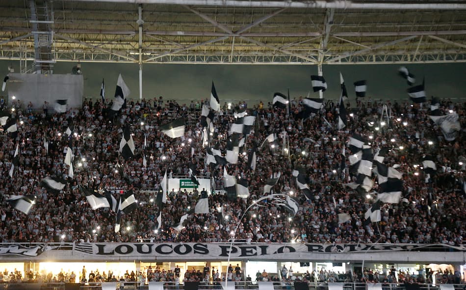 Torcida do Botafogo no Nilton Santos (Foto: Vítor Silva/Botafogo)