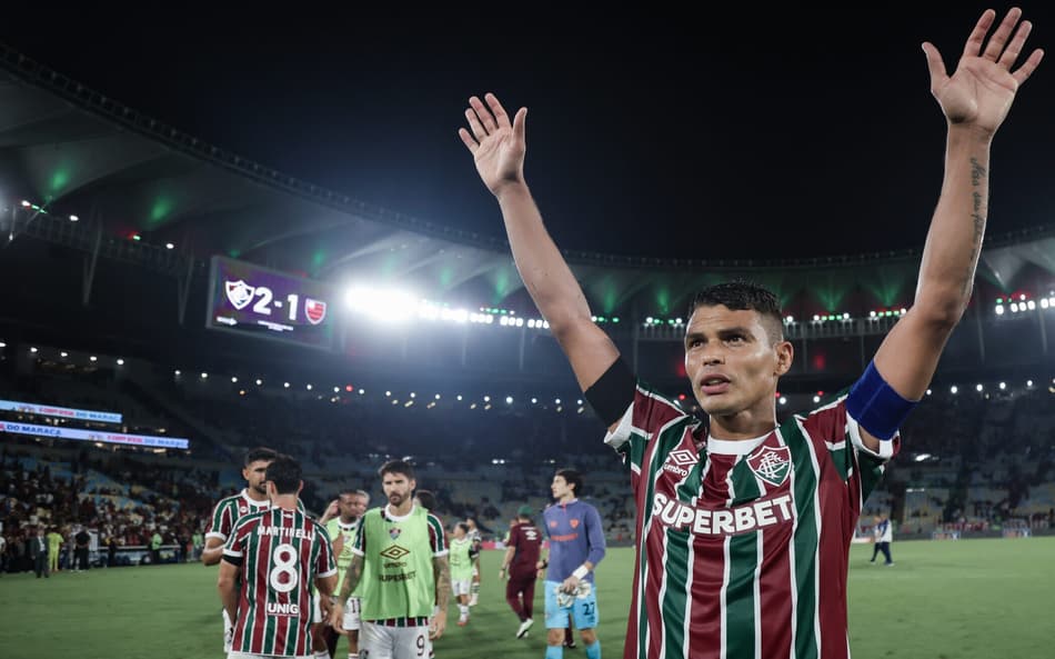 Thiago Silva comemora vitória do Fluminense sobre o Flamengo (Foto: Lucas Meçon/ Fluminense)