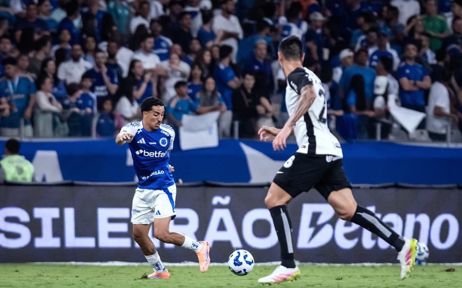 Cruzeiro x Corinthians, no Mineirão. Foto: Gustavo Aleixo/Cruzeiro