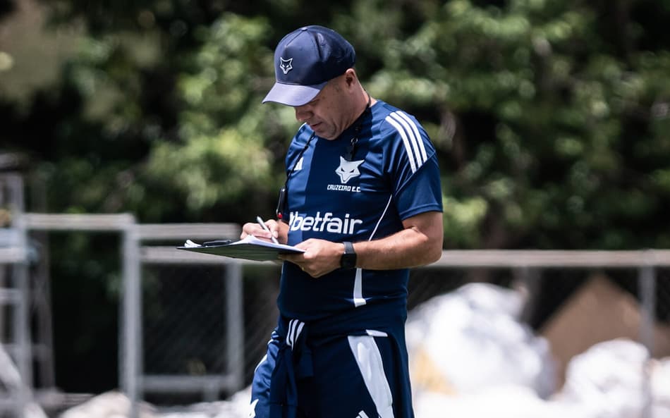 Leonardo Jardim deve selar sua despedida do Cruzeiro