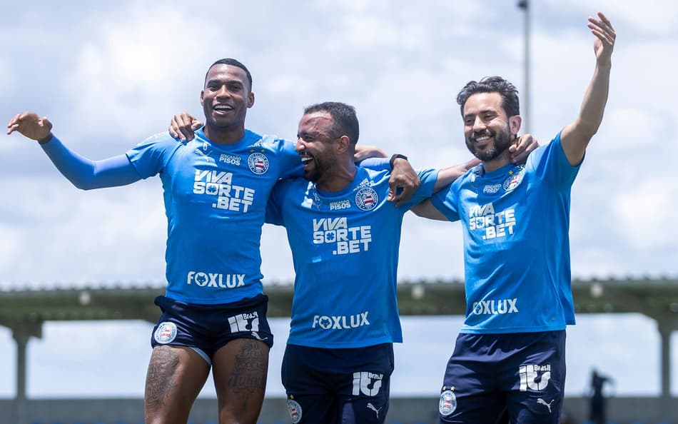 Veja desfalques, dúvidas e provável escalação do Bahia contra o Fluminense