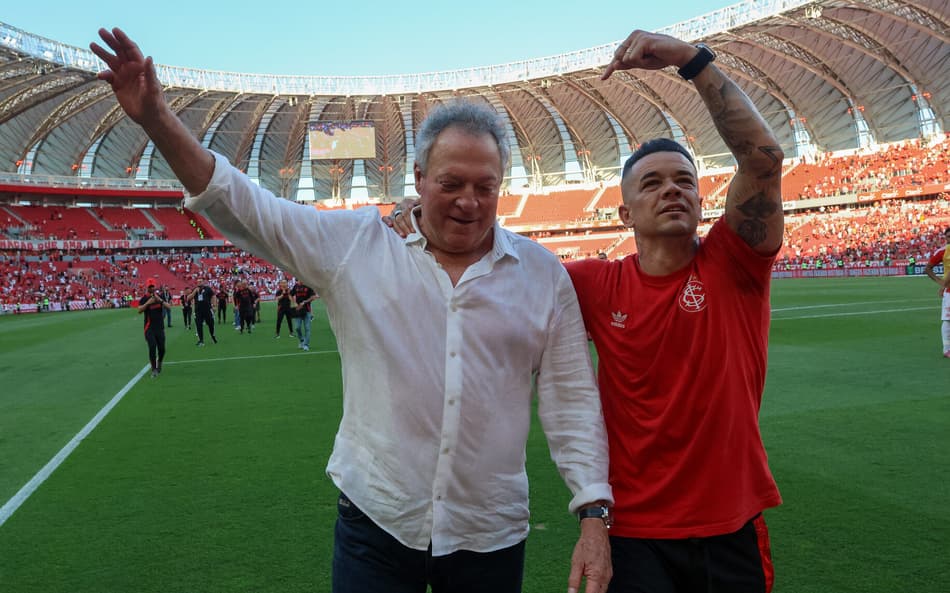 Abe Braga e Andrés D'Alessandro, do Internacional