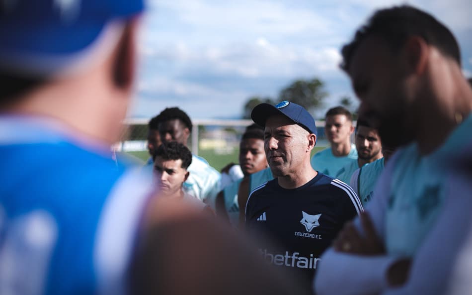 Opções de Jardim: provável escalação do Cruzeiro contra o Corinthians