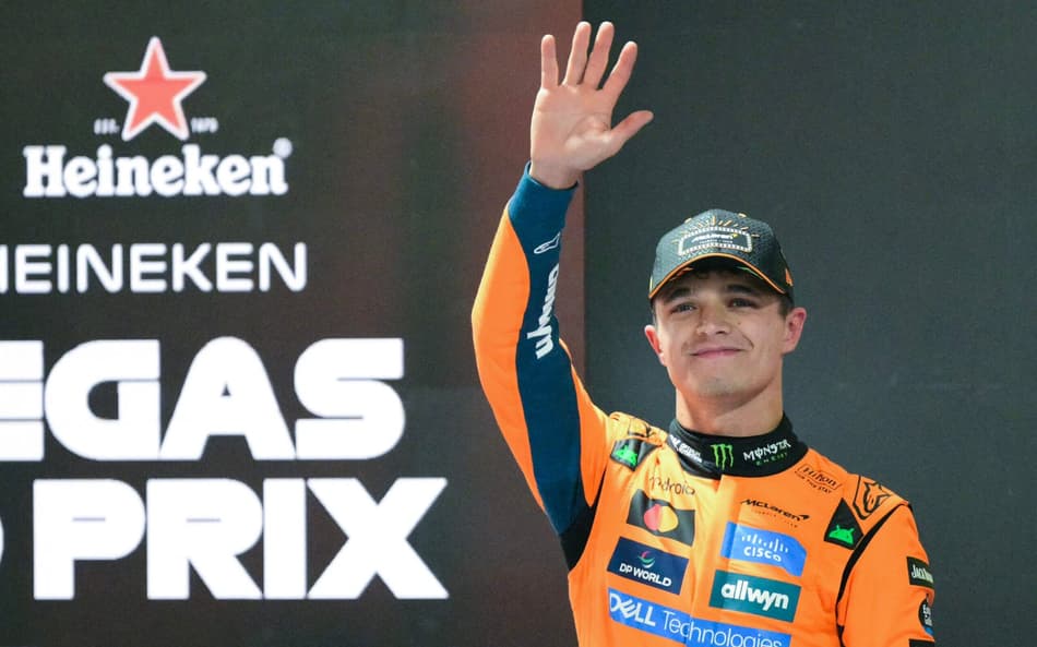 Lando Norris conquista a pole position no GP de Las Vegas de F1 (Foto: Frederic J. Brown / AFP)
