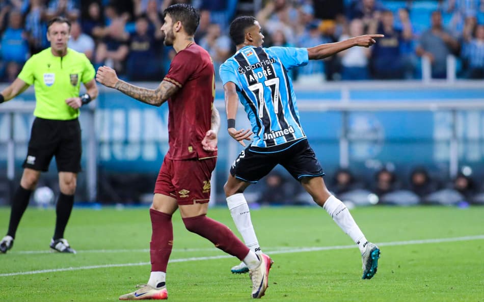 André Henrique gol comemoração Grêmio Fluminense Brasileirão