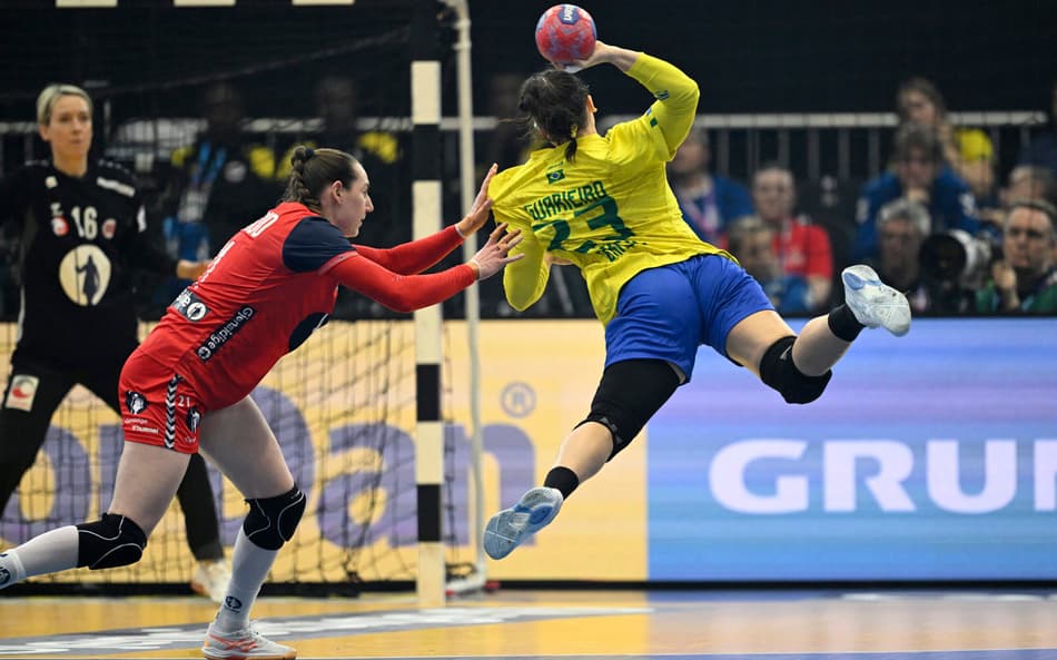 Giulia Guerreiro - Brasil - Noruega - Mundial Handebol Feminino